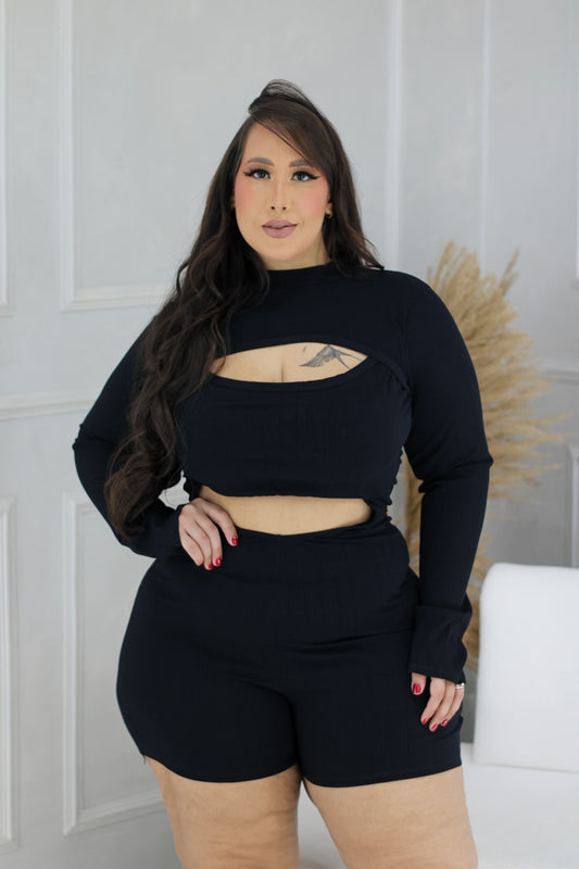Macaquinho Plus Size Preto - Cód. 0354