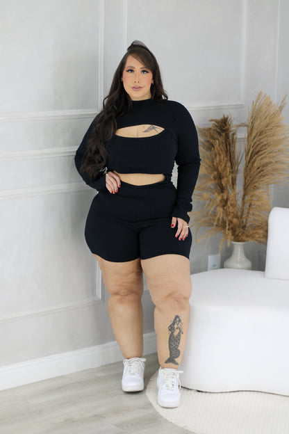 Macaquinho Plus Size Preto - Cód. 0354