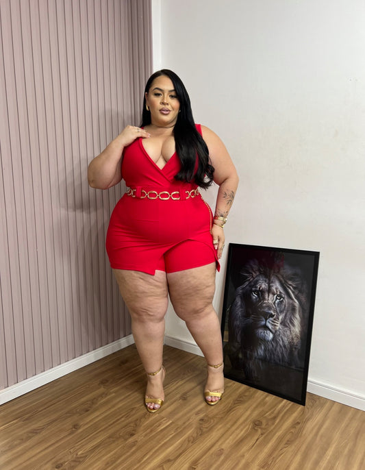 Macaquinho Plus Size em Poliamida Vermelho (Não acompanha o cinto) - Cód. 0176