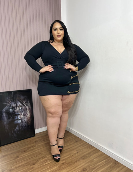 Macaquinho Plus Size em Crepe Texturizado Preto - Cód. 0172