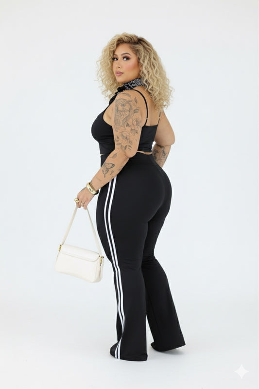 Calça Plus Size Com Bastante Lycra Com Listra na Lateral ( pré venda previsão de envios dia 22/09) - Cód.0431