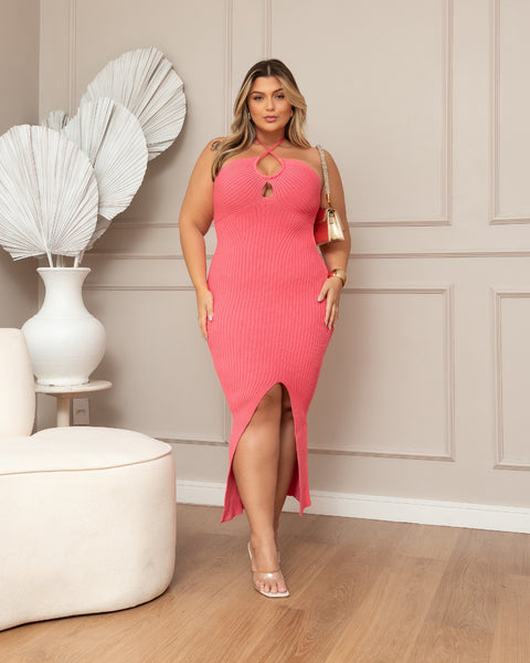 Vestido Plus Size Midi em Tricô Modal Rosa com Fenda Frontal - Cód. 0311