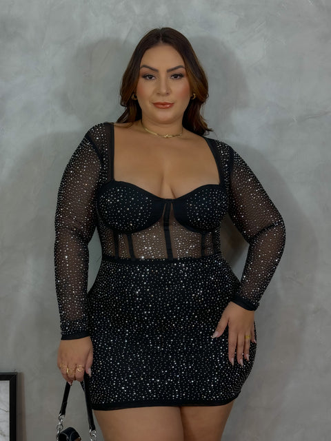 Vestido Plus Size Curto em Tule Preto com Aplicações - Cód. 0262