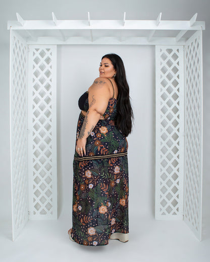 Vestido Plus Size em Tule Floral com Bojo Artesanal em Corda Preto - Cód. 0283
