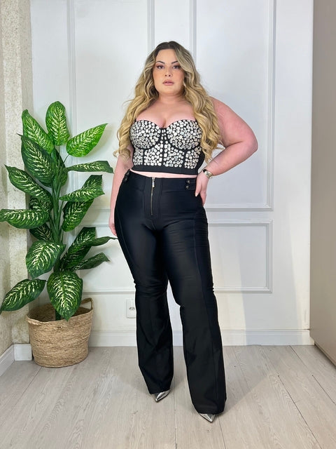 Calça Plus Size Flare em Poliamida Preto com Zíper Lipo - Cód. 0046