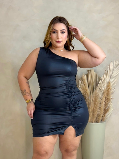 Vestido Plus Size em Cirré Preto - Cód. 0275