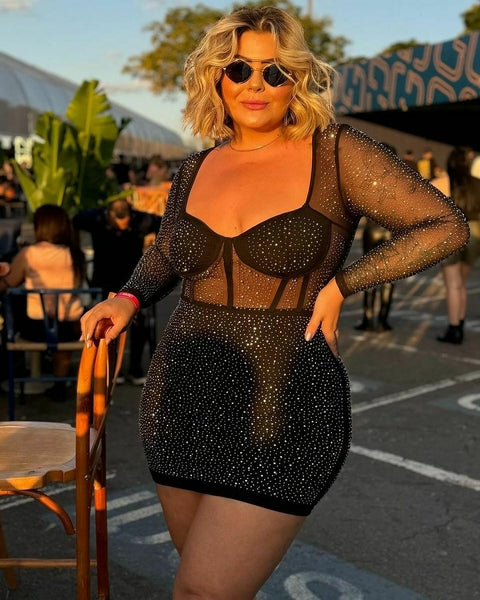 Vestido Plus Size Curto em Tule Preto com Aplicações - Cód. 0262